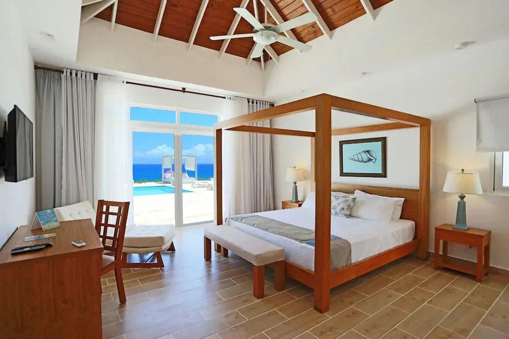 Ocean Front Villa Deluxe 4 Bedroom