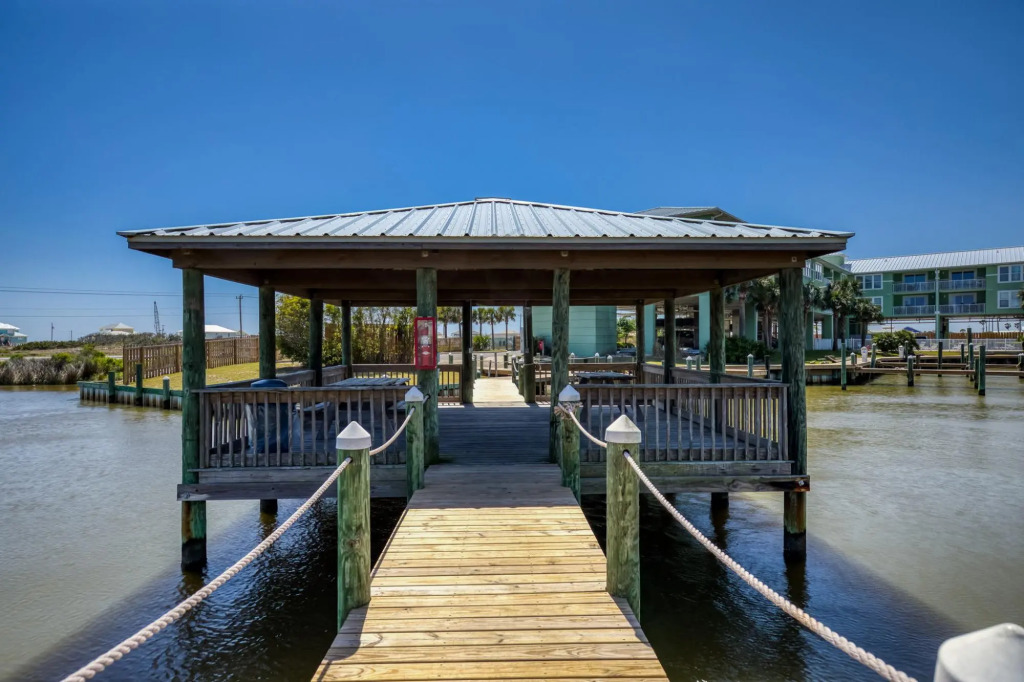 Updated Condo In Fort Morgan, Boat Slip And Pool