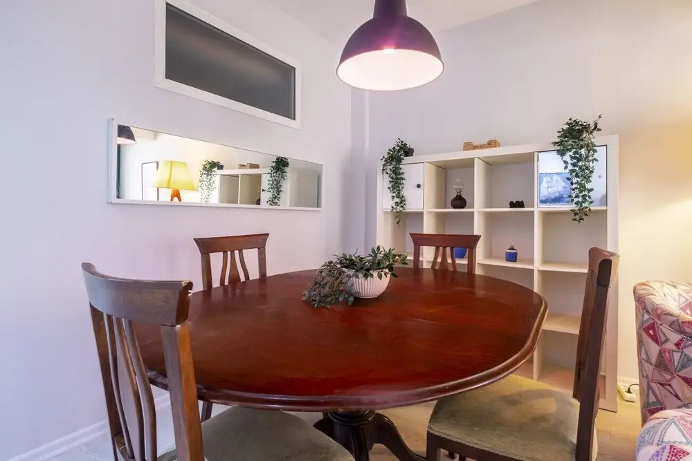 Central Flat Close to Shopping Malls in Sisli
