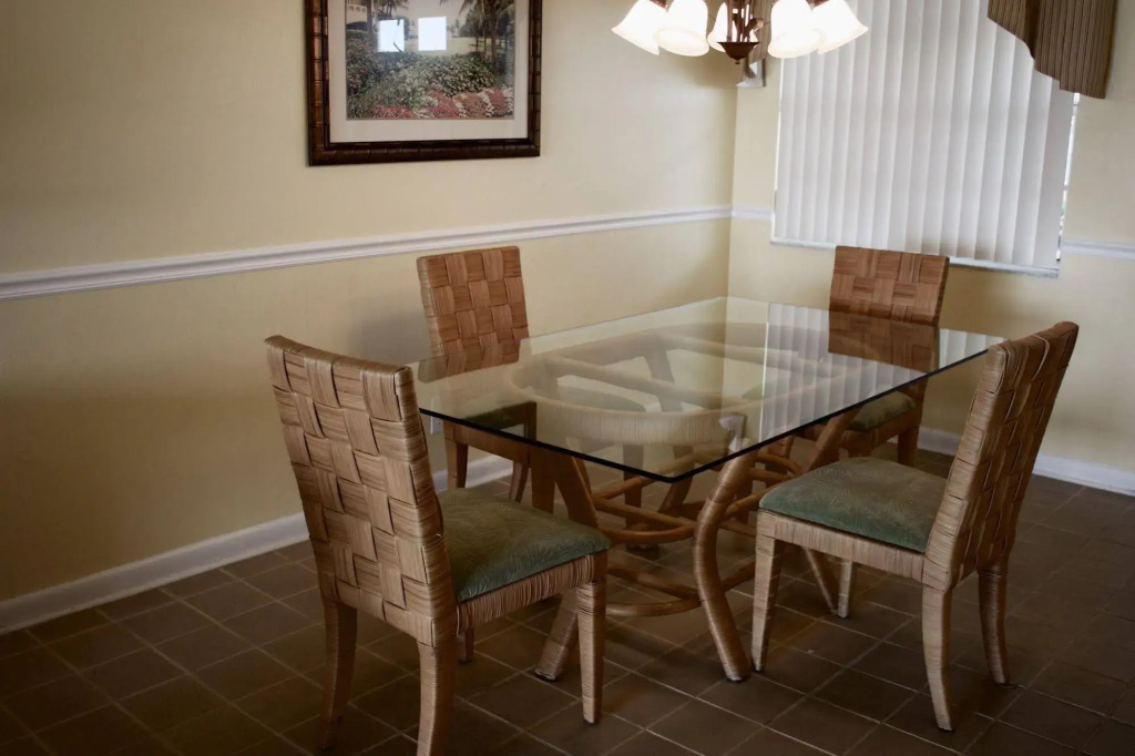 Palm Beach Waterfront Suites