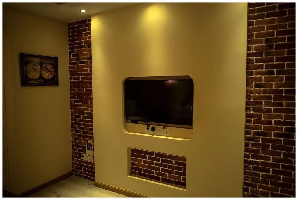 Revolver Theme Design Hotel