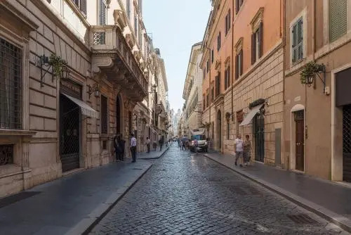 Rsh Fontanella Borghese Apartments