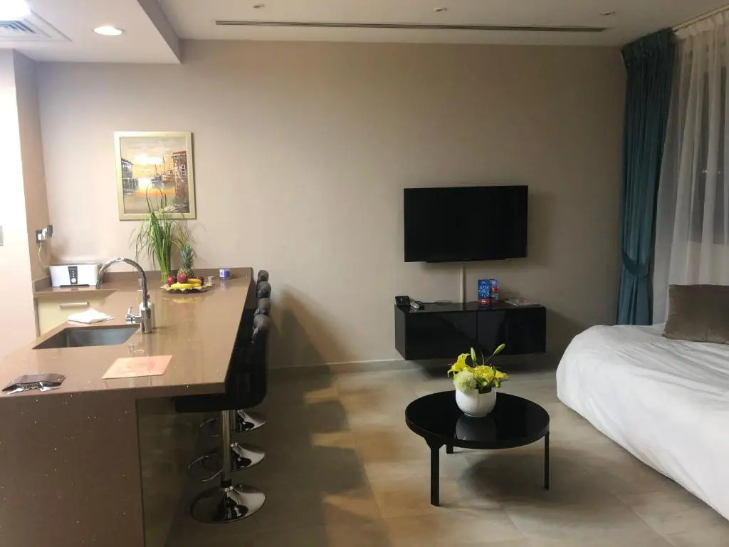 JCB Dubai Marina Apartment