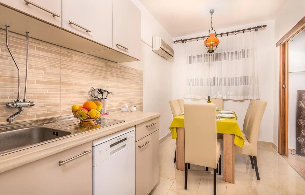 Beautiful Home in Krk With Wifi and 3 Bedrooms