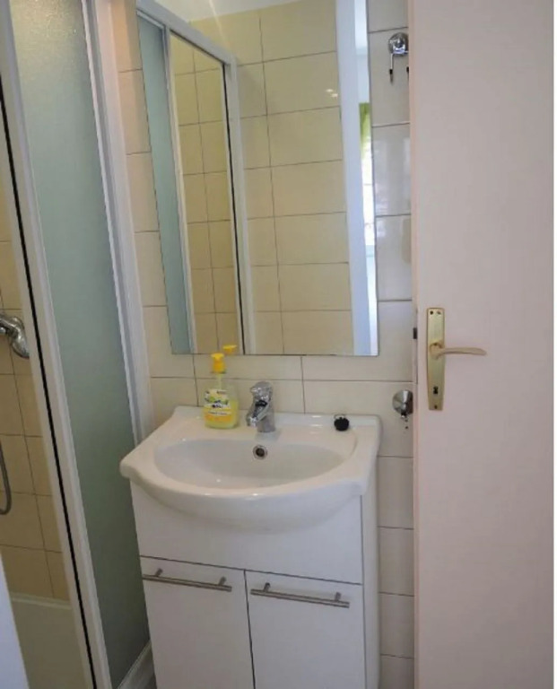 Remarkable 1-bed Apartment in Marina