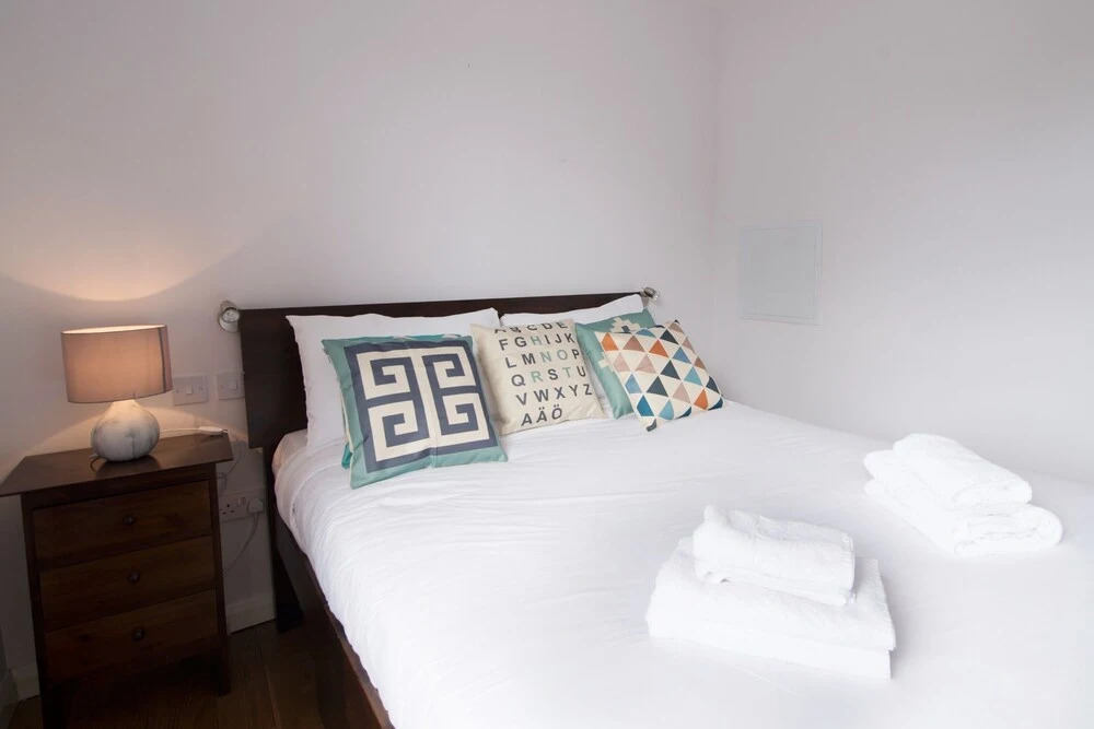 Bright 1 Bedroom Apartment in Kilburn