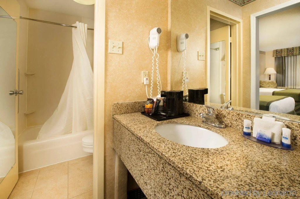 Quality Inn Windsor Mill - Baltimore