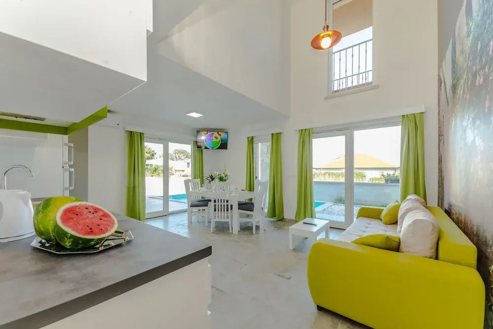 Villa "Luscinia"