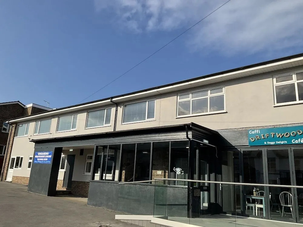 Traeth Rooms