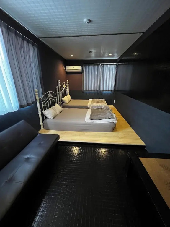 Drive in Ichinomiya motel