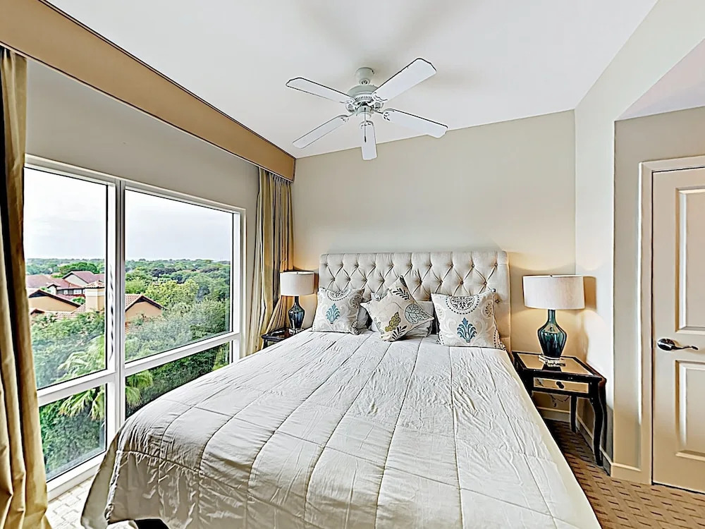 New Listing! Golf & Beach Luxury At Sandestin® 2 Bedroom Condo