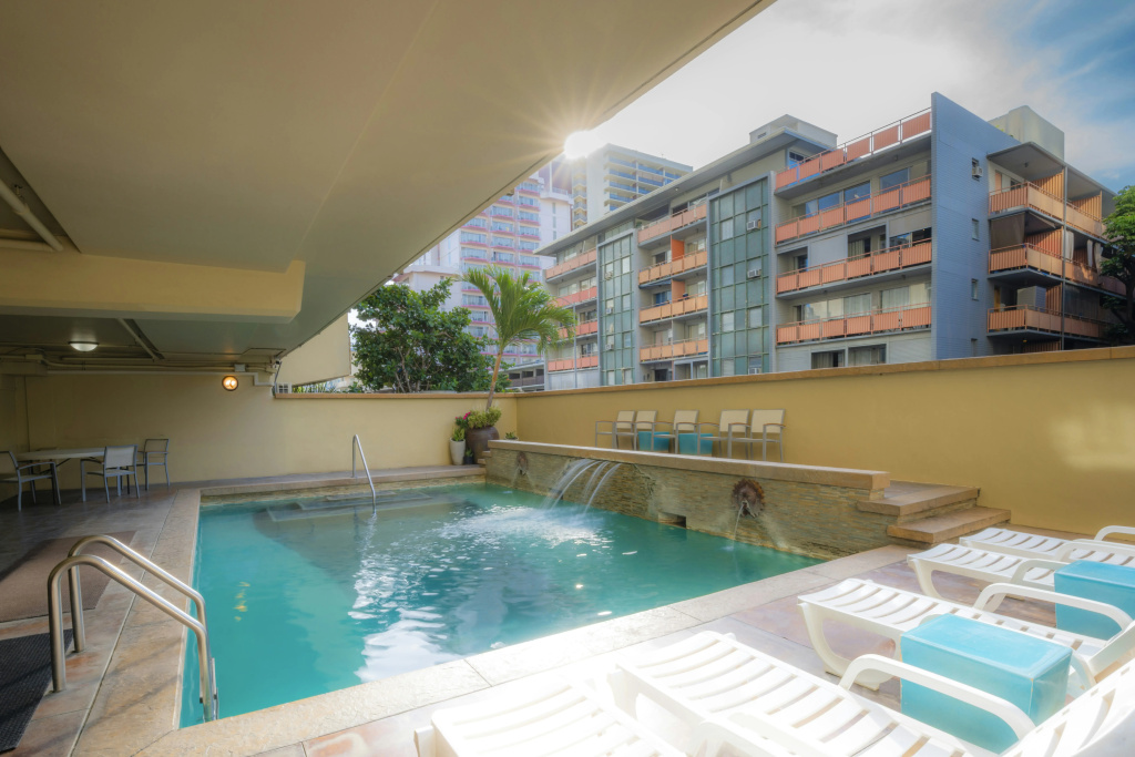 Ohia Waikiki Studio Suites