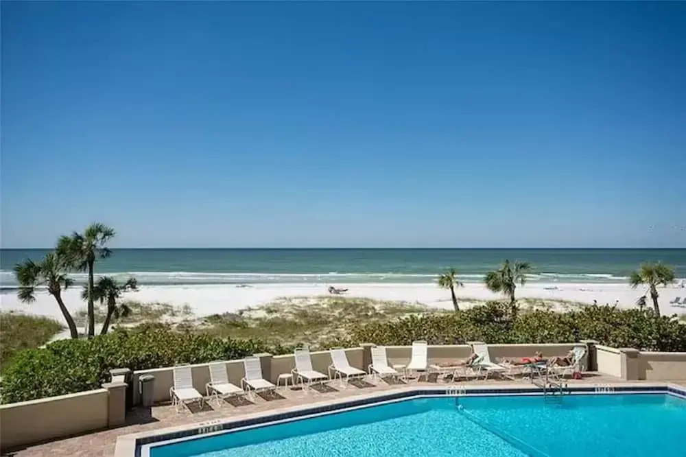 Siesta Beach Retreat Poolside 2BR Condo