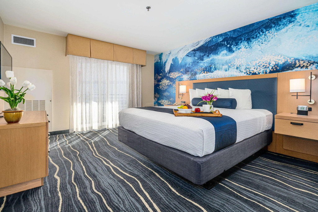 Best Western Plus Marina Gateway Hotel