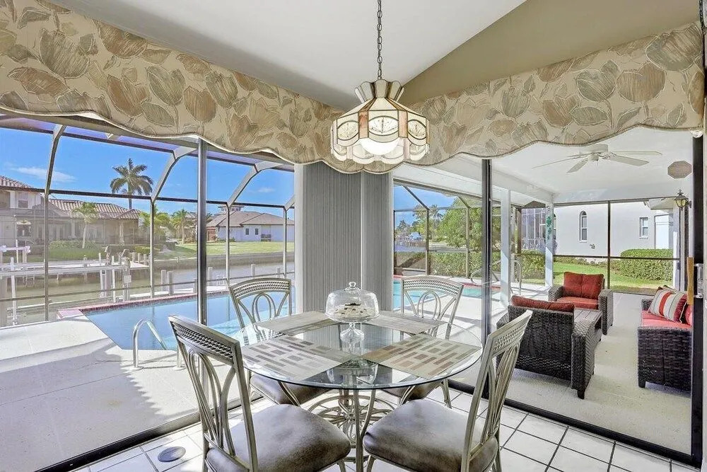 Quiet Waterfront Home With Pool, Dock and Bicycles