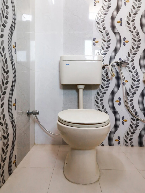 OYO 23629 Hotel Migtin