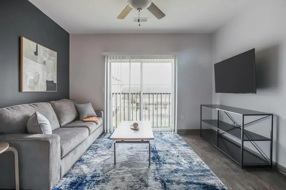Landing Spectacular 1bd, Courtyard