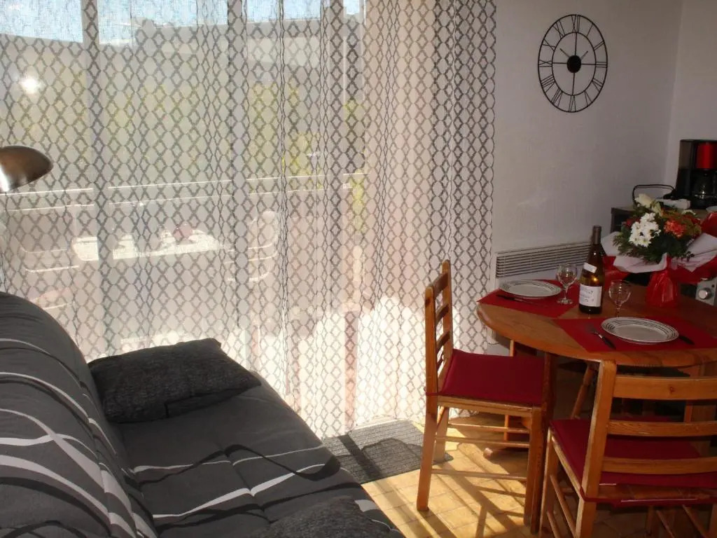 Appartement Balaruc-les-Bains, 1 pièce, 3 personnes - FR-1-503-113