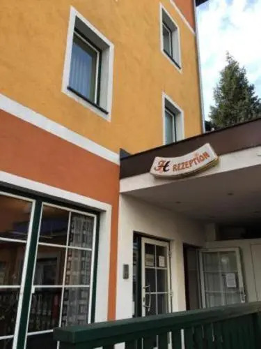 Itzlingerhof Rooms