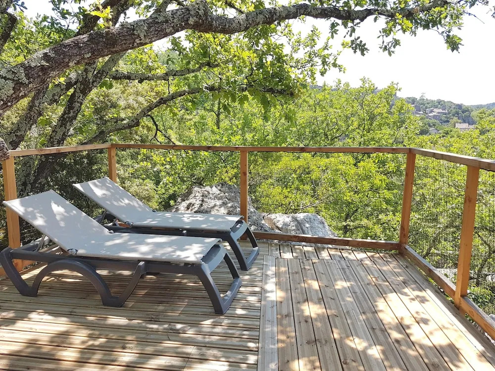 Cabanes Lodges Le Servière
