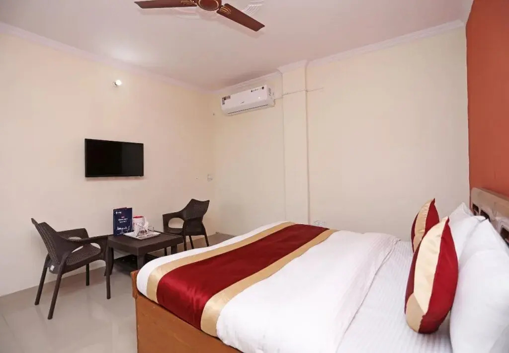 Hotel R K Residency By OYO Rooms