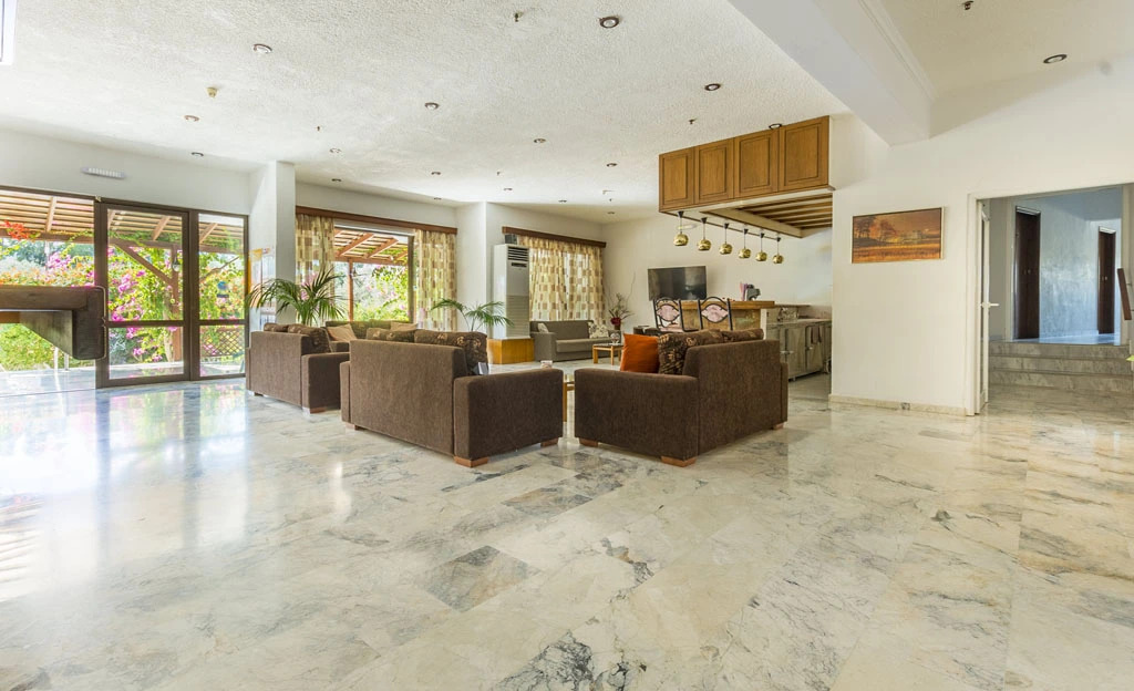 Hotel Tina Flora