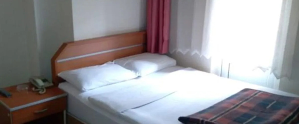 Sarp Otel