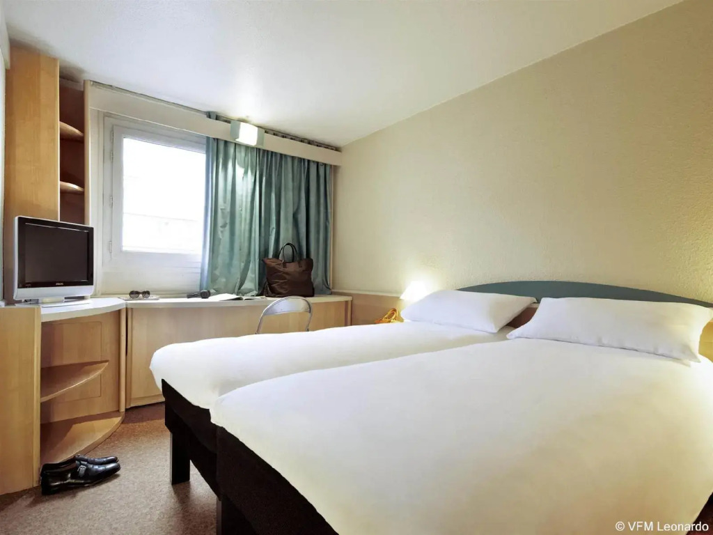 ibis Rochefort