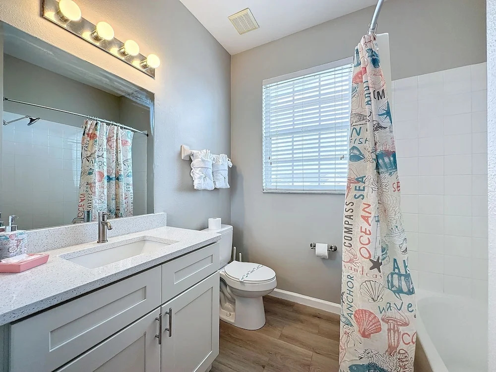 3BR Third Floor Condo Near Disney