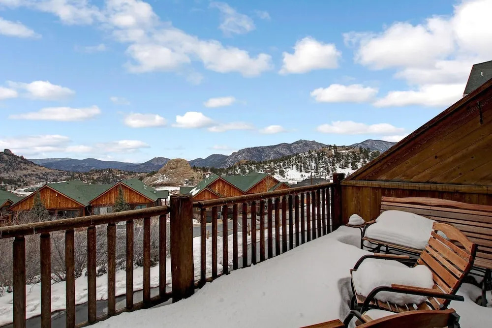 Mount Richthofen S3 3 Bedroom Condo