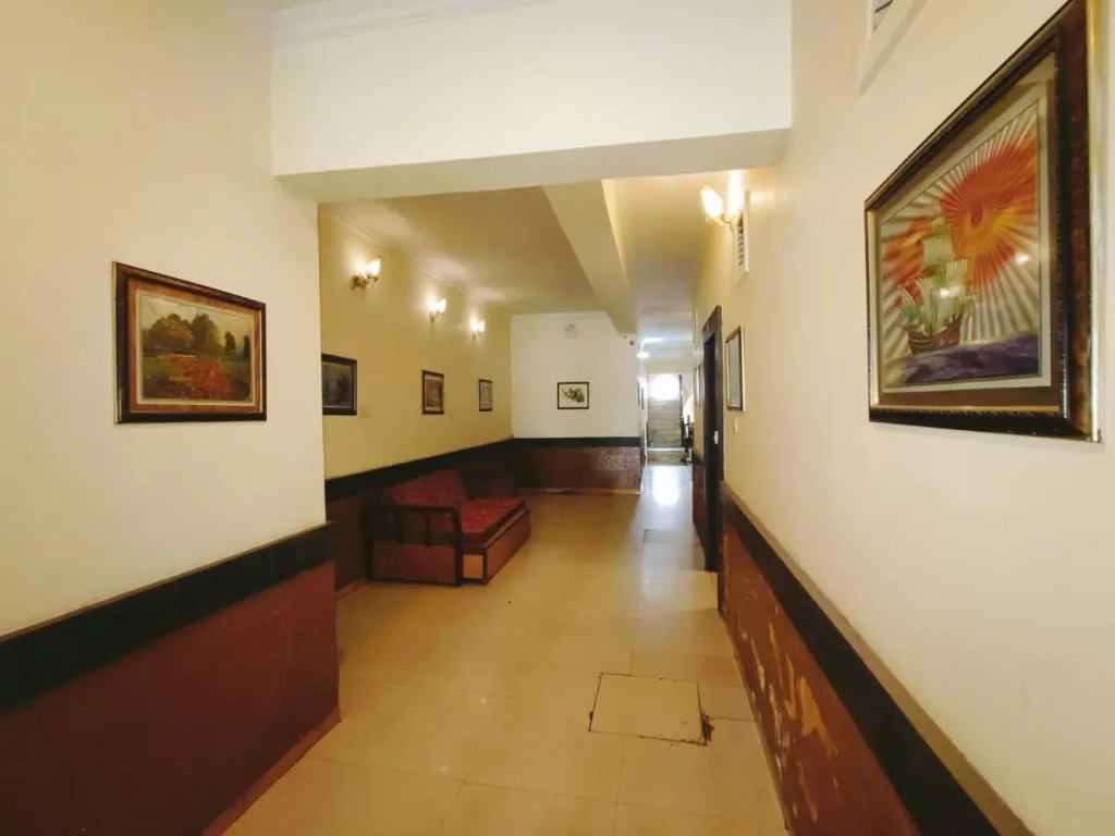 Capital O 9415 Hotel Ricky International