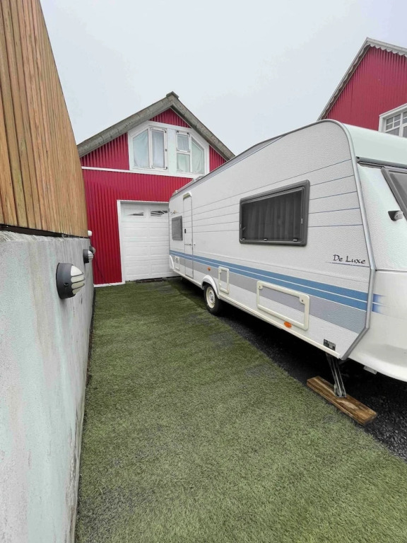 Cozy Caravan