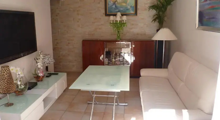 Karolina Properties - Appartement le Riouffe