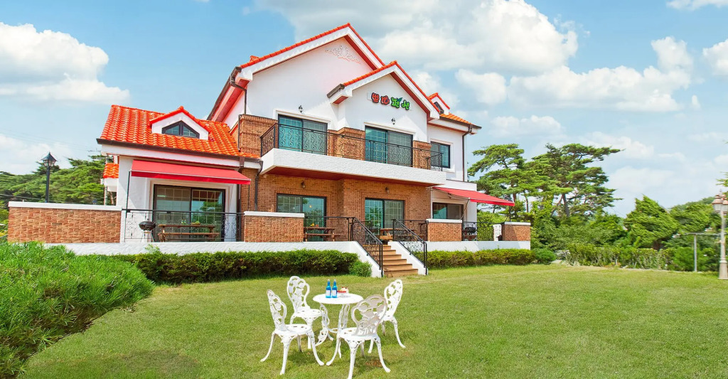 Anmyeondo Petite Pension