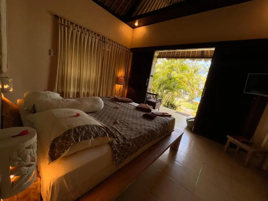 Relax Bali Resort, Diving & SPA, ocean front