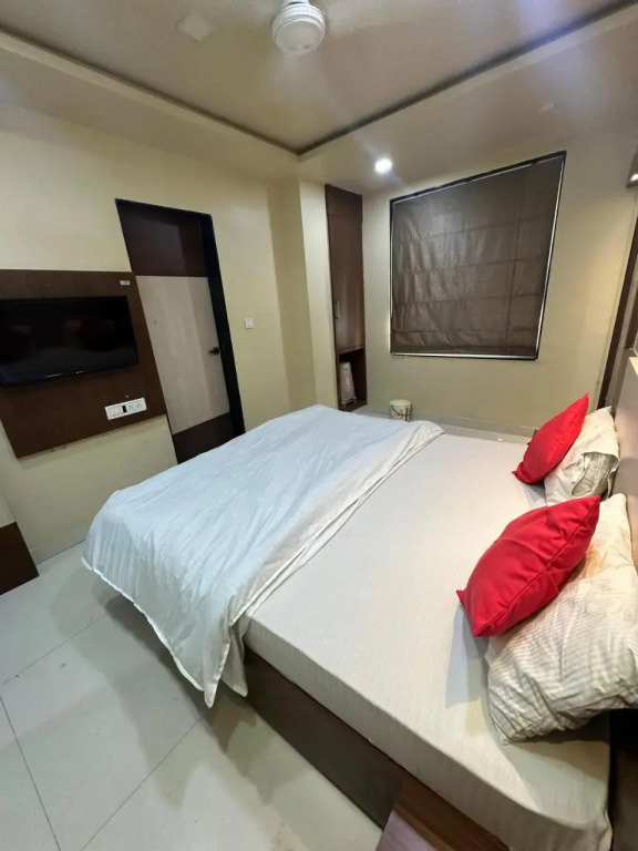 Hotel Suhagan Height