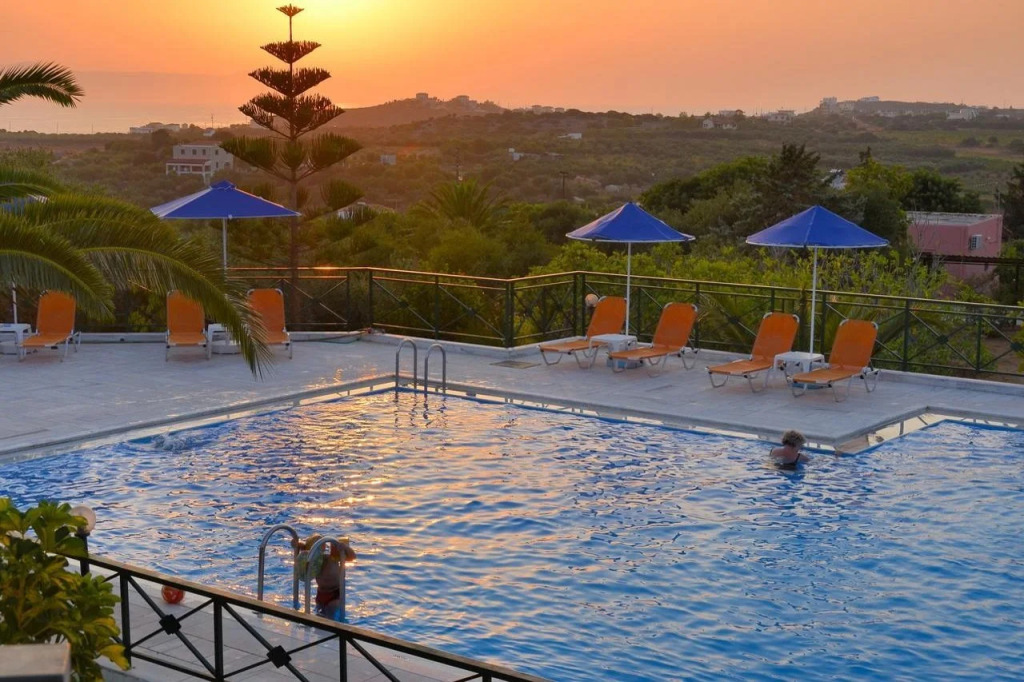 Aloni Suites
