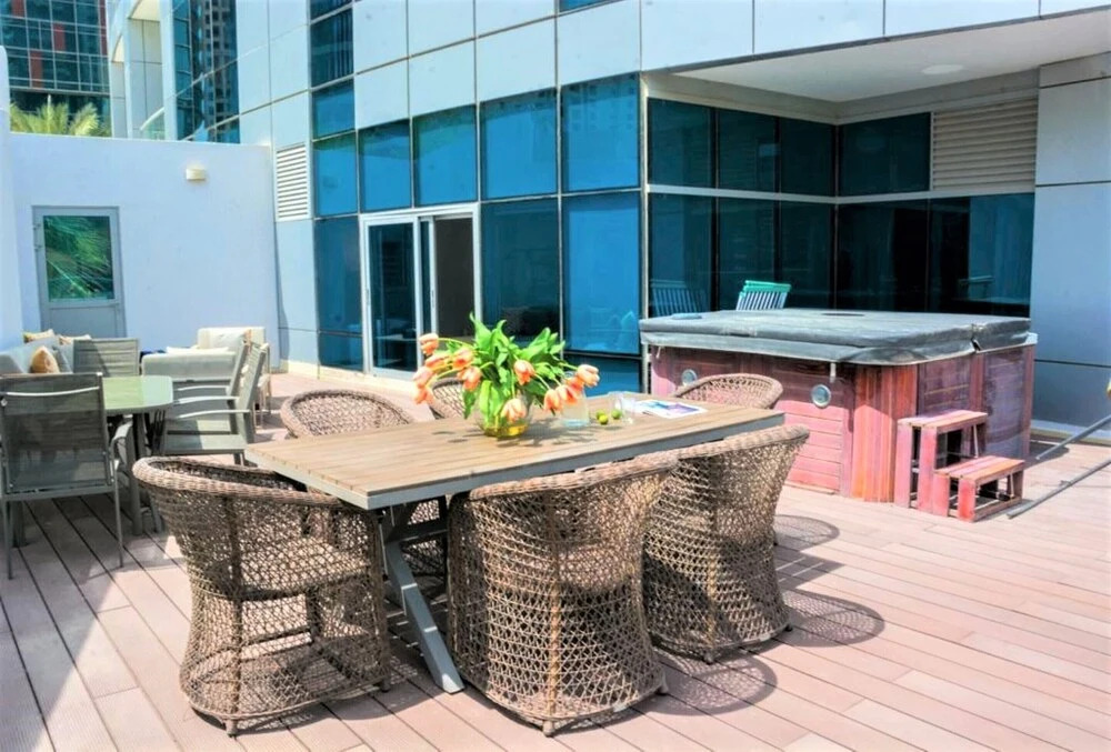 Amazing Duplex in the Marina Dubai