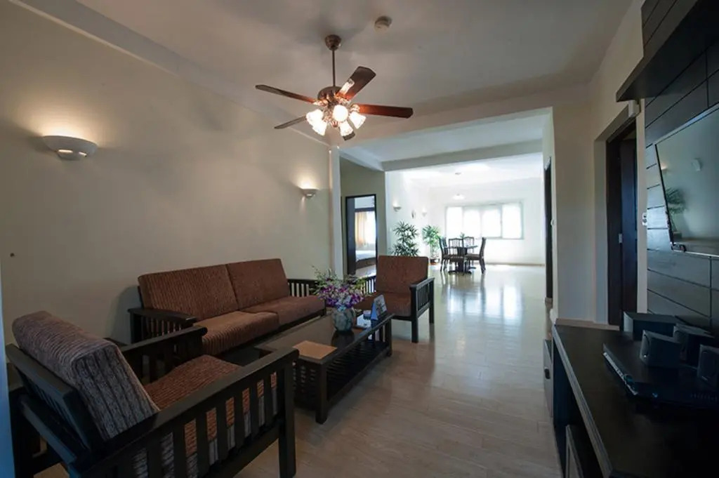 Embassy Place Apartments