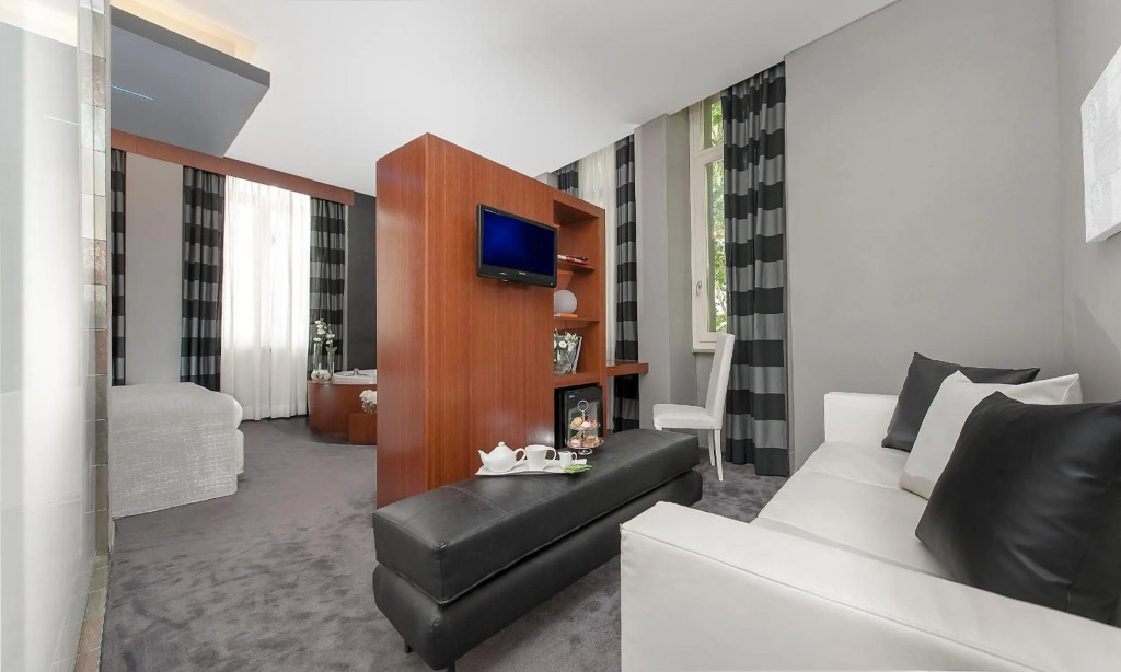 Hotel Metropolis