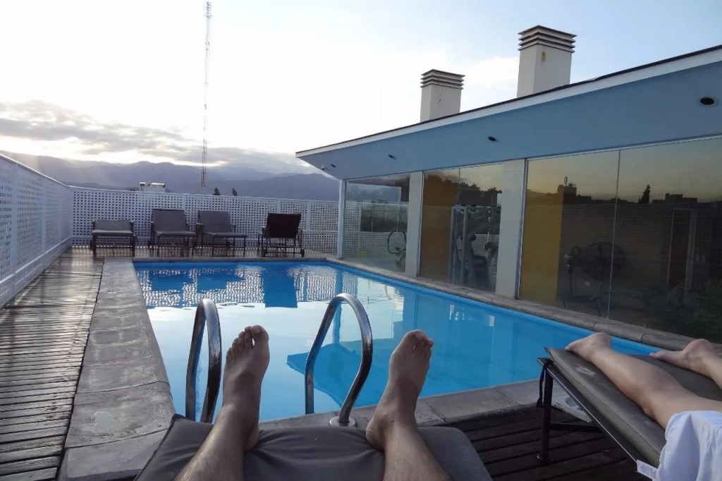 Urbana Suites