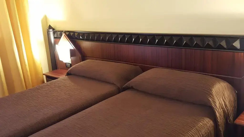 Hotel Motel Flower