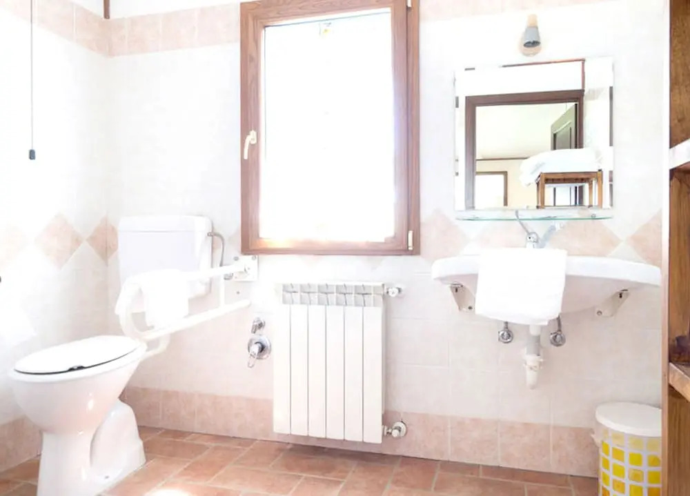 House With one Bedroom in Spoleto, With Wonderful City View, Pool Acce