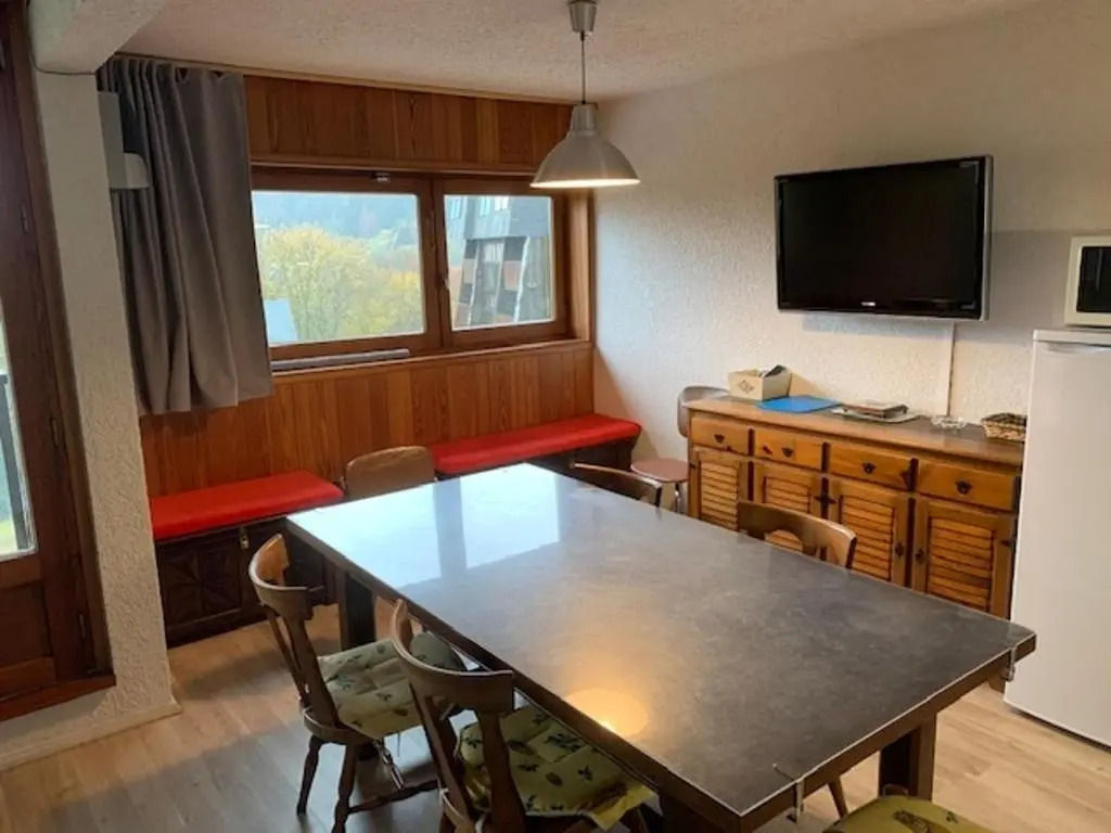 Appartement Mont-Dore, 3 pièces, 6 personnes - FR-1-415-100