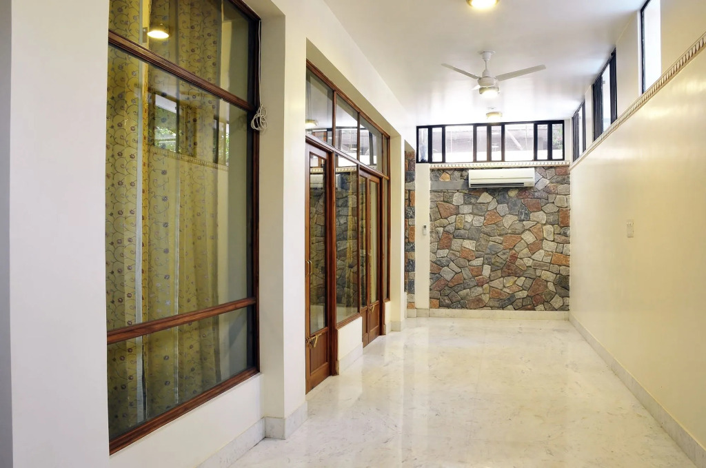 Om Niwas Suite Hotel