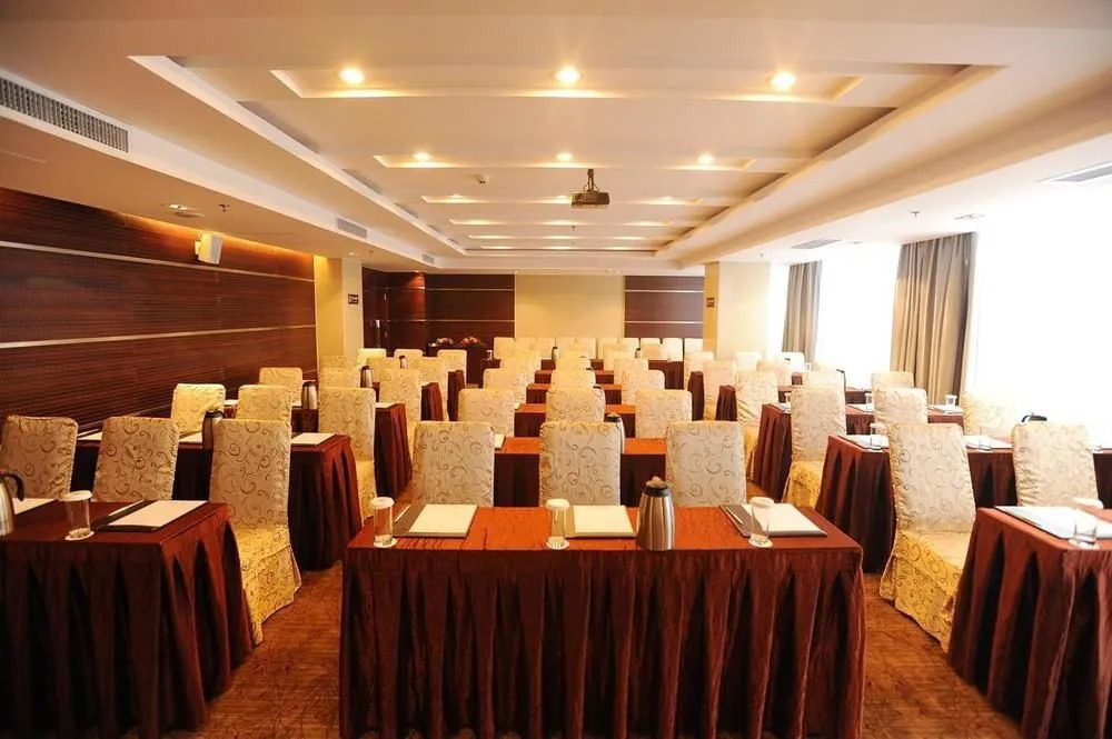 Thank Inn Shandong Jinan Lixia District Jingshi Road Qianfoshan Hospital