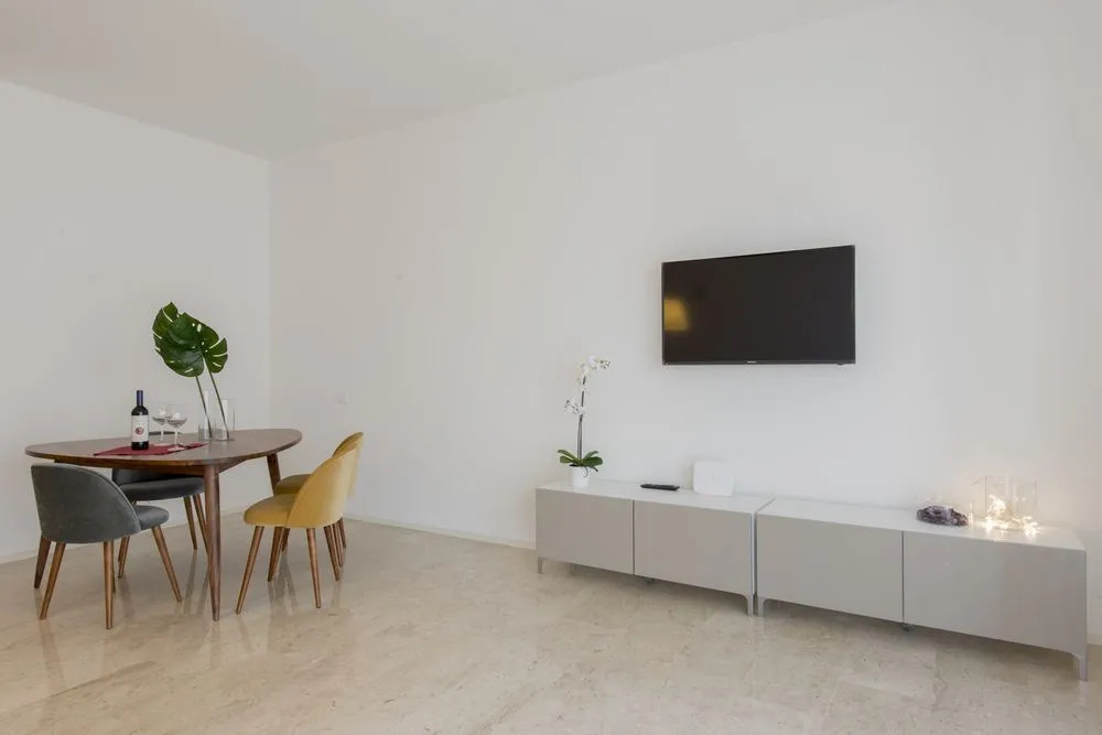 Mila Apartments Via Savona