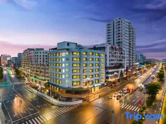 Xana Hotelle Hotel (Zhaoqing Qixingyan Scenic Area Ancient City Wall)