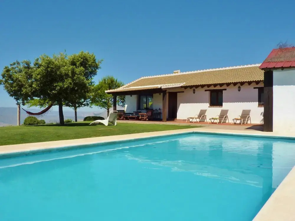 Leisure Meets Tranquility in Beautiful Villa Near Forest
