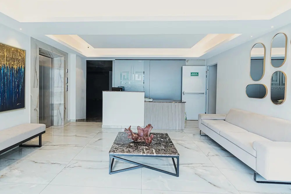 Comfortable and Modern Apartment With a Pool